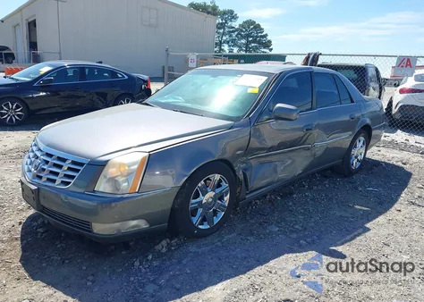 2006 Cadillac Dts Standard z USA, uszkodzony, nr VIN 1G6KD57Y76U163044